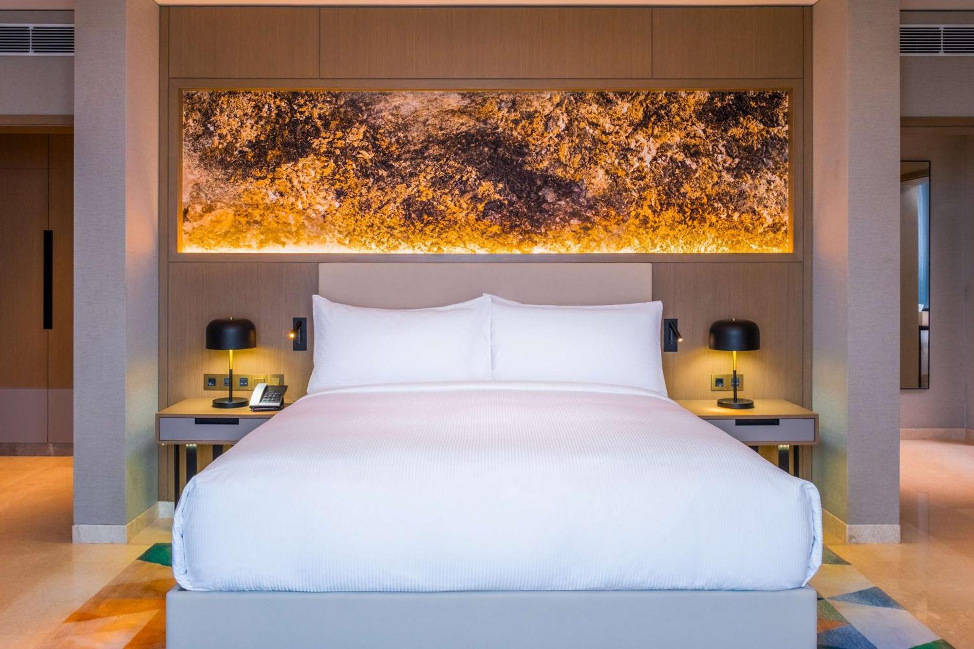 Hilton Kinshasa Hotel Екстериор снимка