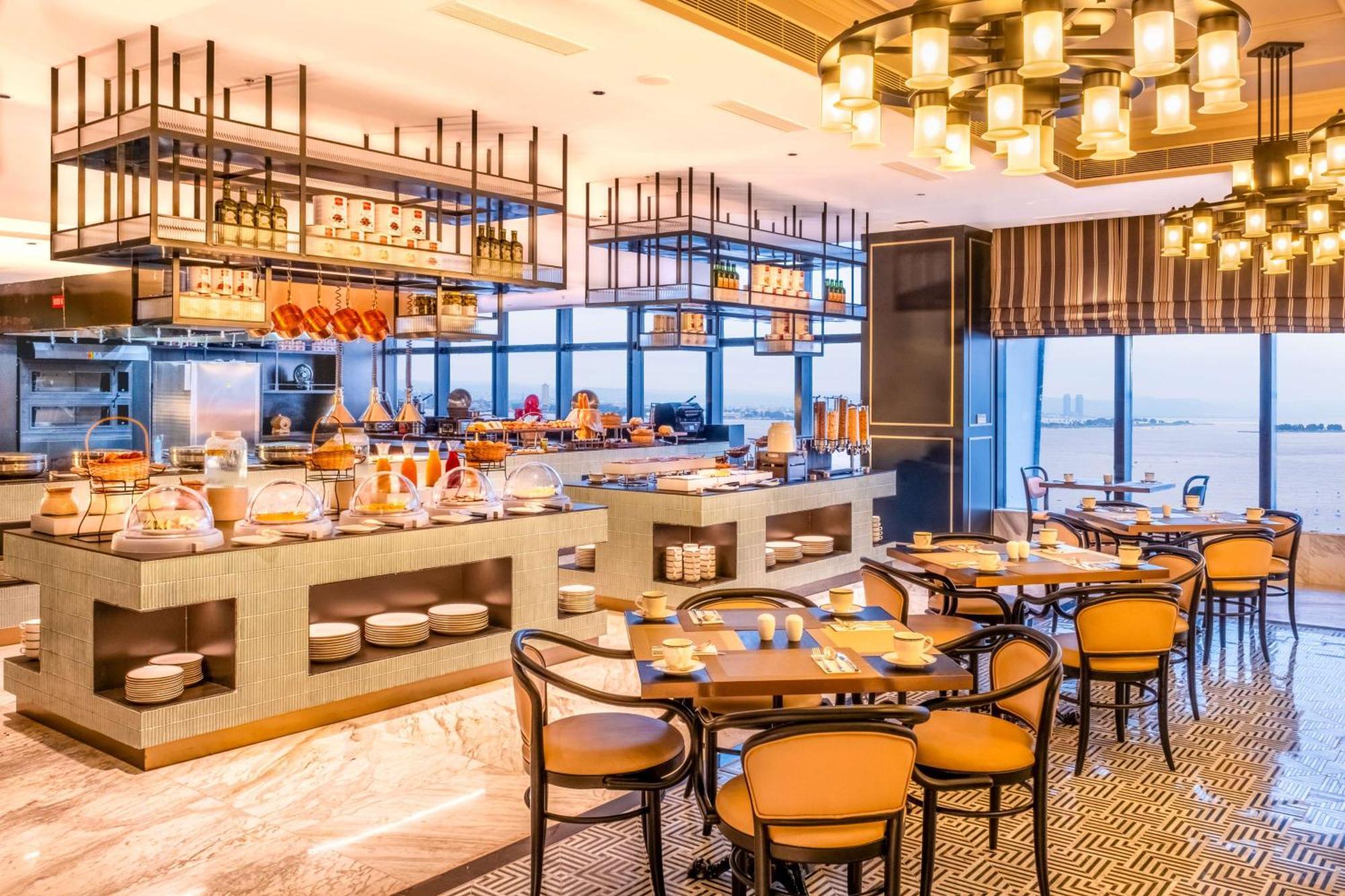 Hilton Kinshasa Hotel Екстериор снимка